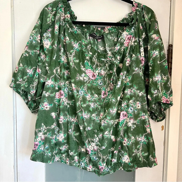 Lane Bryant Tops - Lane Bryant Women's Plus Size 26/28 Blouse Top Short Sleeve Green Floral Cotton